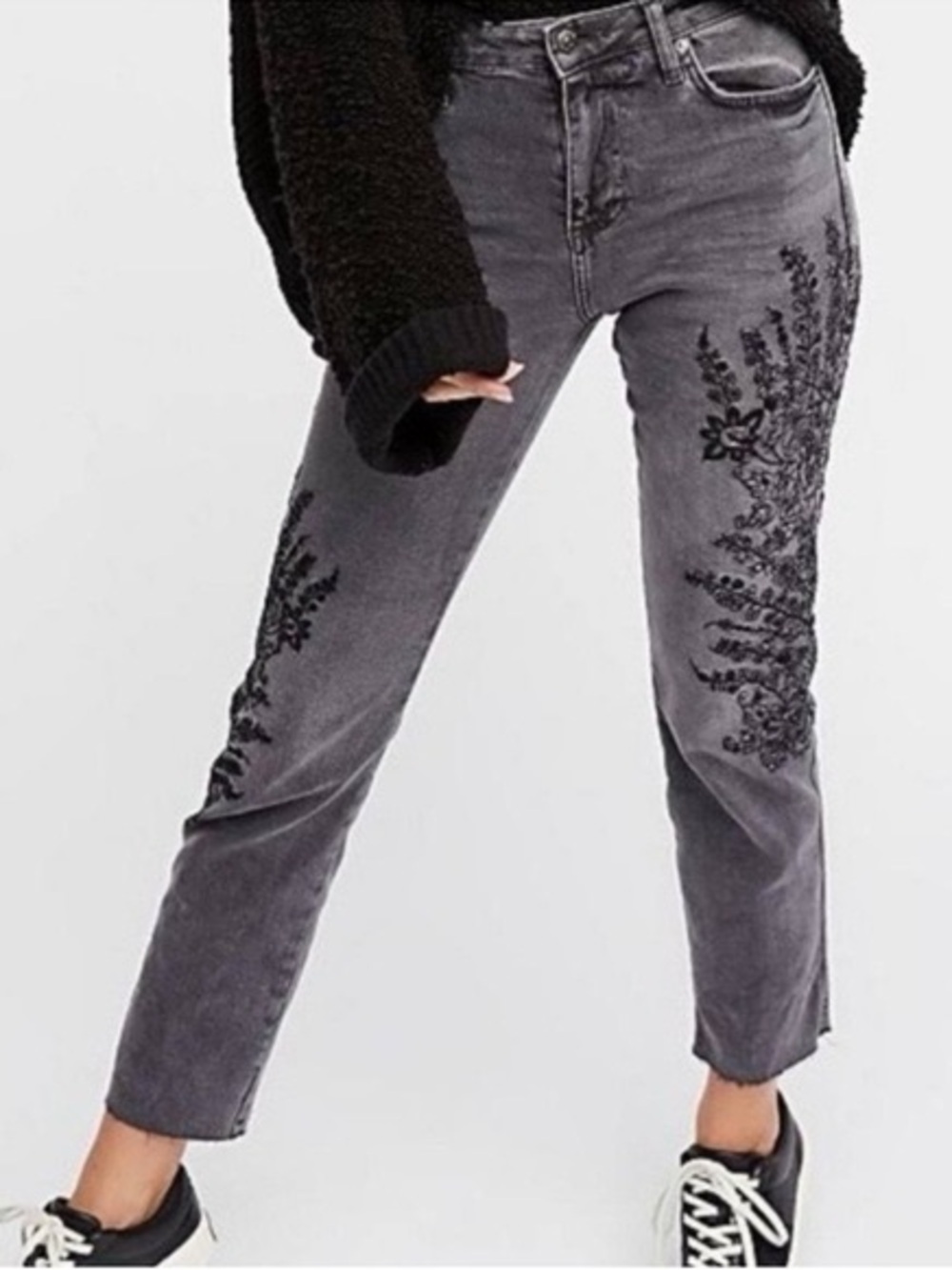 Free People We The Free Embroidered Gray Raw Hem Ankle Cropped Jeans - Size 28